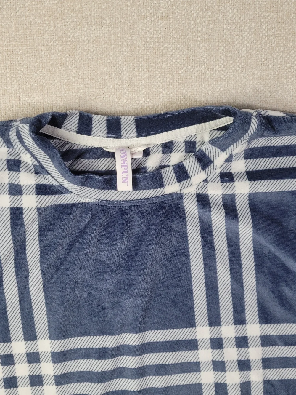 Cozy Women's Navy Plaid Long-Sleeve Pajama Set - Picture 3 of 12
